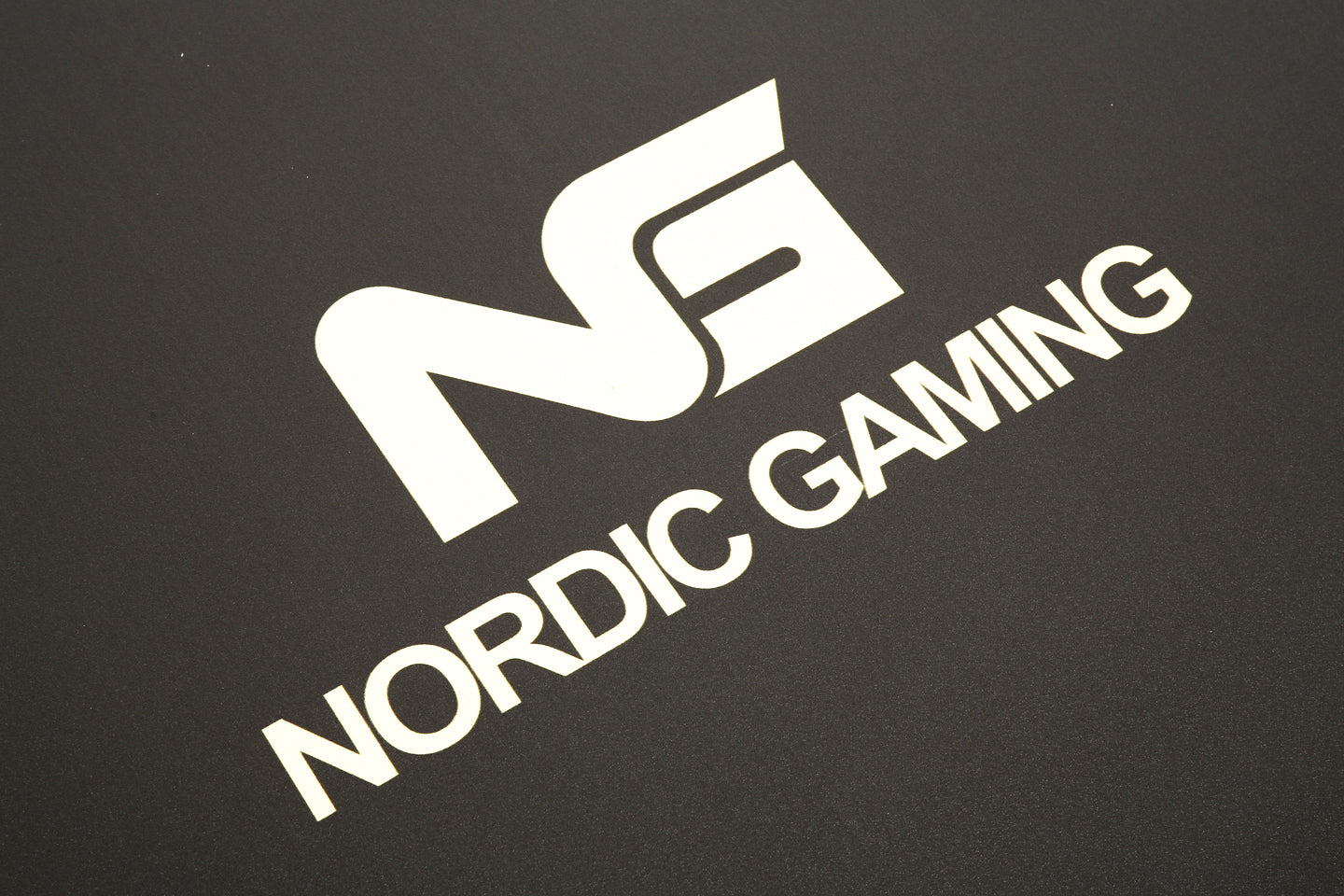 Nordic Gaming Guardian Stolemåtte Sort/Guld